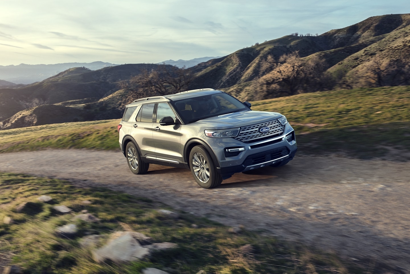 2024 Ford Explorer Limited Photo Gallery Image 25"