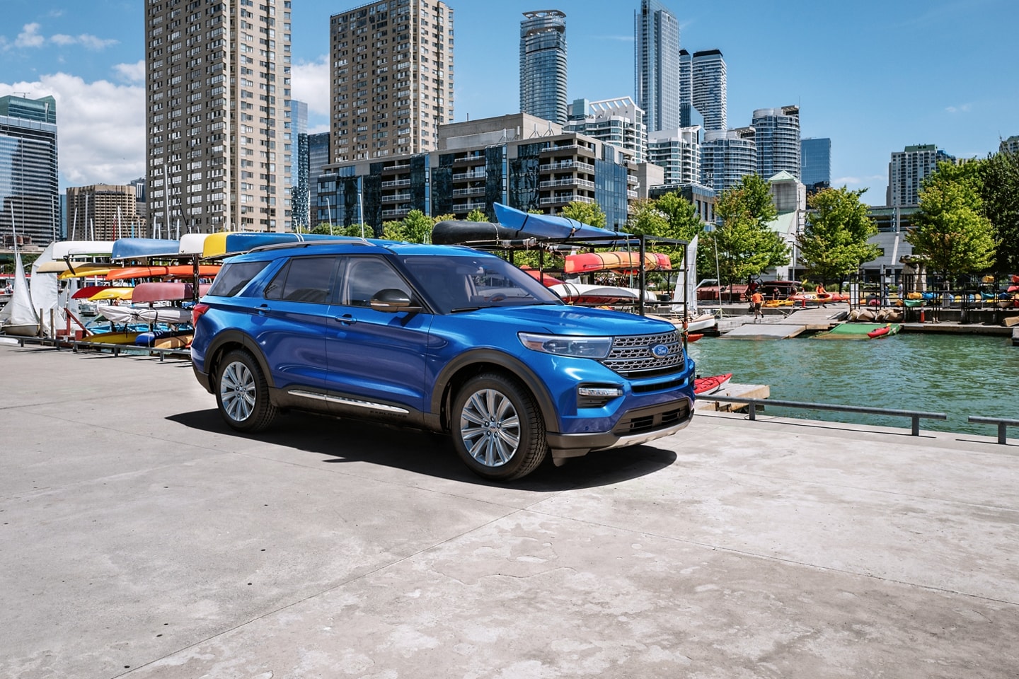2024 Ford Explorer Limited Photo Gallery Image 13"